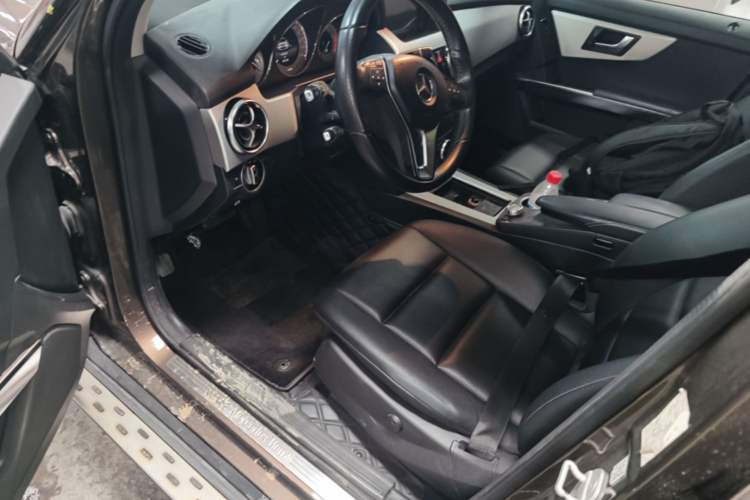 Used Mercedes-Benz GLK-Class 2013 GLK 300 4MATIC Dynamic Sunroof Model Driver Seat