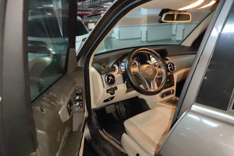 Used Mercedes-Benz GLK-Class 2013 GLK 300 4MATIC Fashion Model Driver Seat