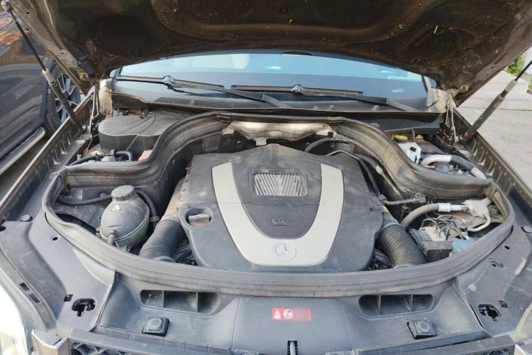 Used Mercedes-Benz GLK-Class 2013 GLK 300 4MATIC Dynamic Edition Engine Bay
