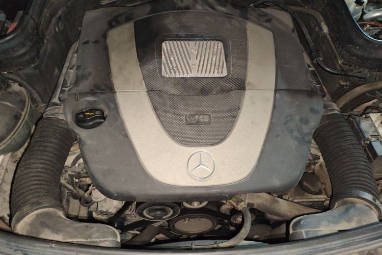 Used Mercedes-Benz GLK-Class 2013 GLK 300 4MATIC Dynamic Sunroof Model Engine Bay