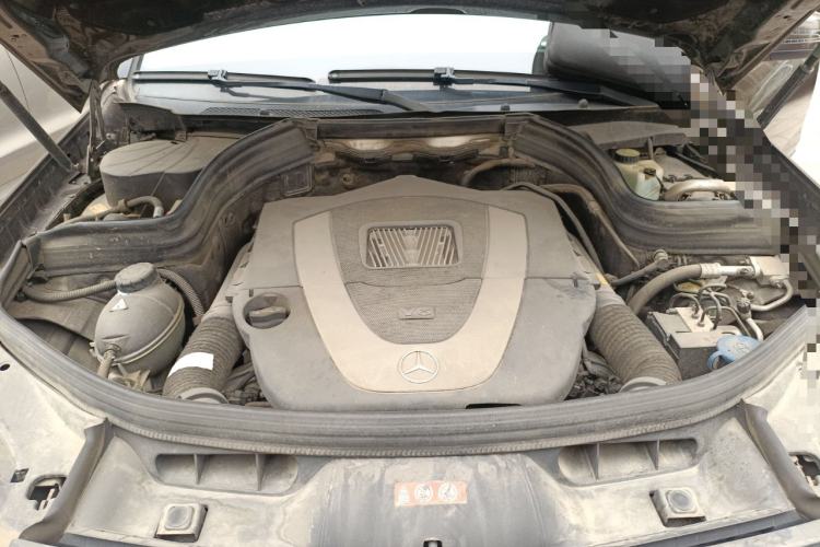 Used Mercedes-Benz GLK-Class 2013 GLK 300 4MATIC Dynamic Sunroof Model Engine Bay
