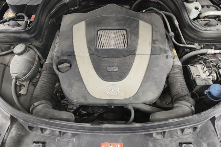 Used Mercedes-Benz GLK-Class 2013 GLK 300 4MATIC Dynamic Sunroof Model Engine Bay