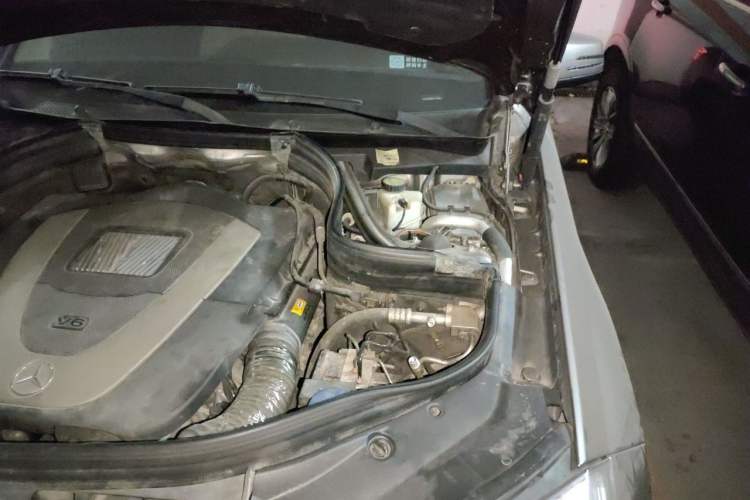 Used Mercedes-Benz GLK-Class 2013 GLK 300 4MATIC Fashion Model Engine Bay Left