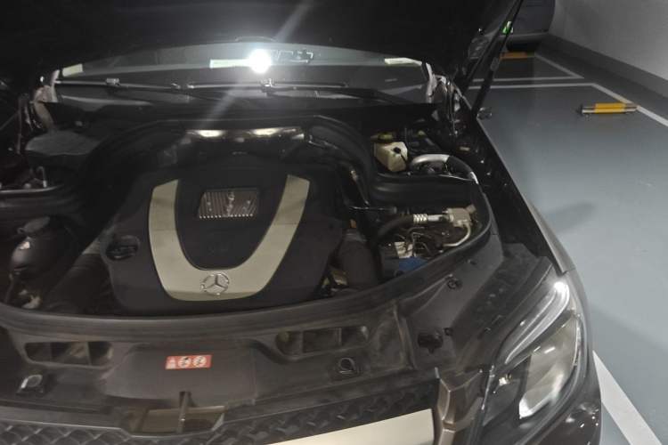 Used Mercedes-Benz GLK-Class 2013 GLK 300 4MATIC Dynamic Edition Engine Bay Left