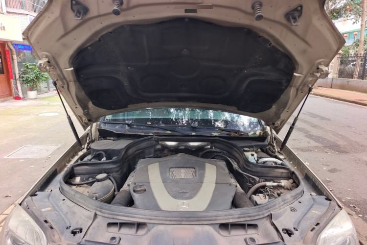 Used Mercedes-Benz GLK-Class 2013 GLK 300 4MATIC Fashion Model Engine Bay