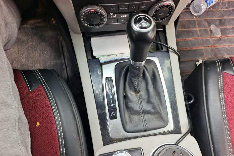 Used Mercedes-Benz GLK-Class 2013 GLK 300 4MATIC Fashion Model Gear Lever