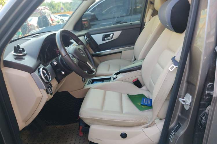 Used Mercedes-Benz GLK-Class 2013 GLK 300 4MATIC Dynamic Edition Left Front Seat