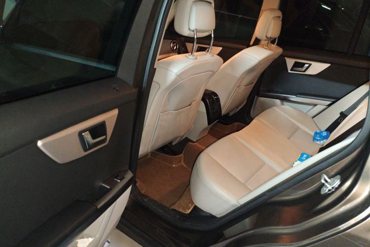 Used Mercedes-Benz GLK-Class 2013 GLK 300 4MATIC Dynamic Sunroof Model Left Rear Seat