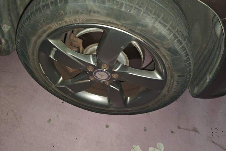 Used Mercedes-Benz GLK-Class 2013 GLK 300 4MATIC Dynamic Sunroof Model Right Front Wheel Hub