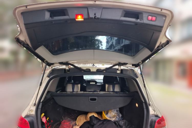 Used Mercedes-Benz GLK-Class 2013 GLK 300 4MATIC Fashion Model Trunk