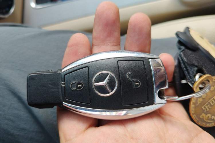Used Mercedes-Benz GLK-Class 2013 GLK 300 4MATIC Dynamic Edition Vehicle Key