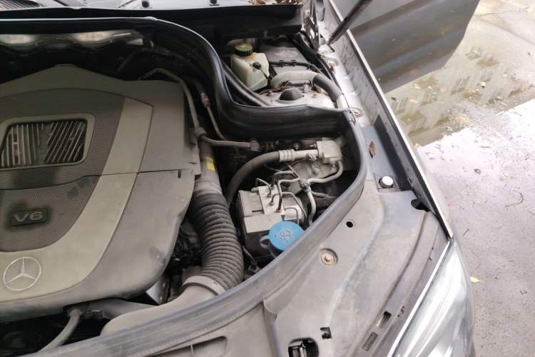 Used Mercedes-Benz GLK-Class 2013 GLK 300 4MATIC Dynamic Edition Engine Bay Left