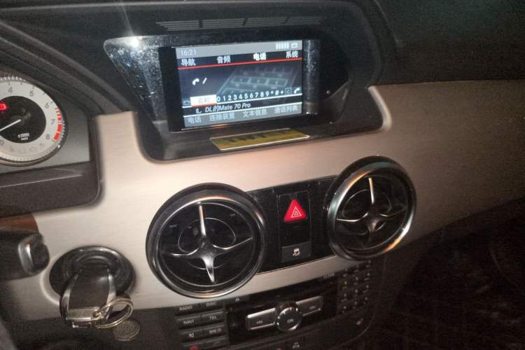 Used Mercedes-Benz GLK-Class 2013 GLK 300 4MATIC Dynamic Sunroof Model Audio And AC Panel
