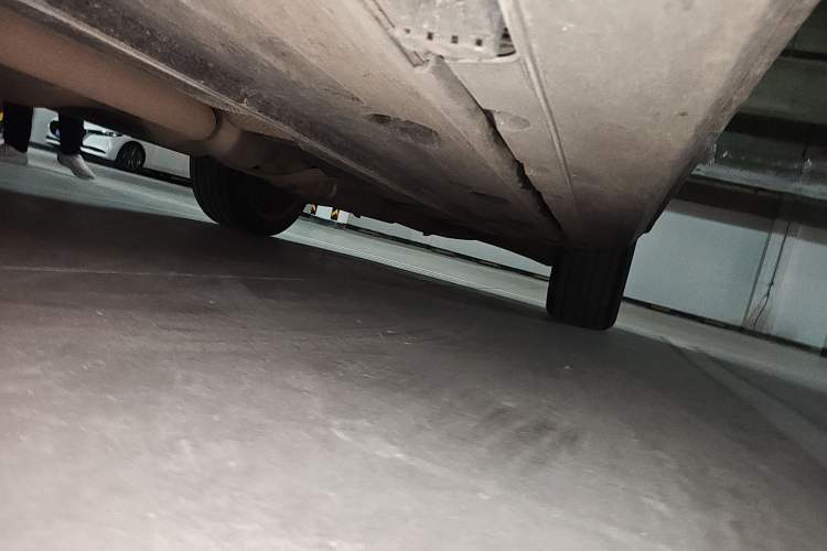 Used Mercedes-Benz GLK-Class 2013 GLK 300 4MATIC Dynamic Sunroof Model Chassis Front Left
