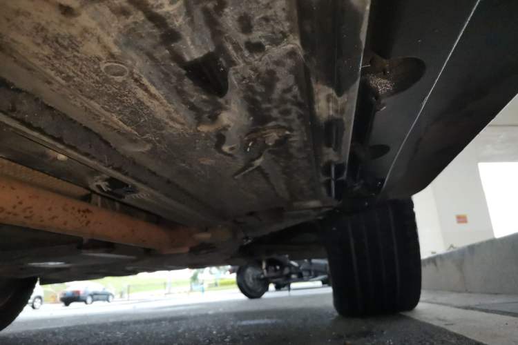 Used Mercedes-Benz GLK-Class 2013 GLK 300 4MATIC Luxury Model Chassis Front Right