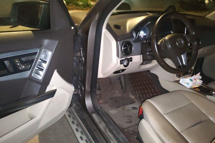 Used Mercedes-Benz GLK-Class 2013 GLK 300 4MATIC Dynamic Edition Driver Seat