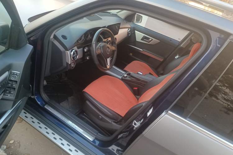 Used Mercedes-Benz GLK-Class 2013 Facelift GLK 300 4MATIC Fashion Edition Driver Seat