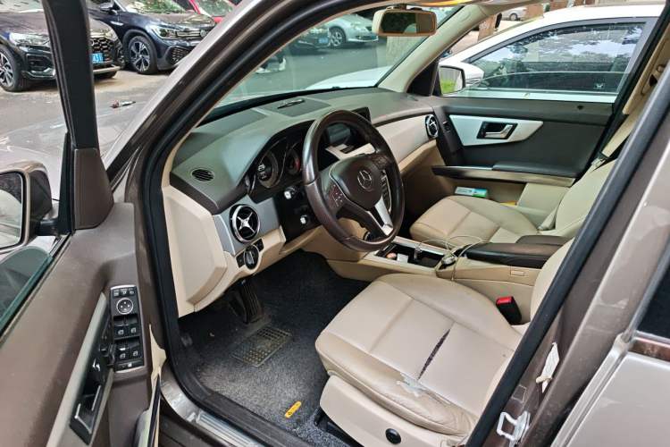 Used Mercedes-Benz GLK-Class 2013 GLK 300 4MATIC Dynamic Edition Driver Seat