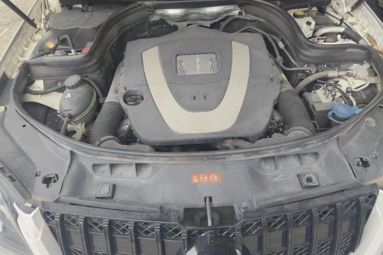 Used Mercedes-Benz GLK-Class 2013 GLK 300 4MATIC Dynamic Edition Engine Bay