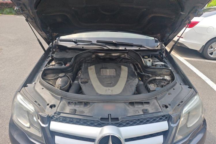 Used Mercedes-Benz GLK-Class 2013 GLK 300 4MATIC Dynamic Edition Engine Bay