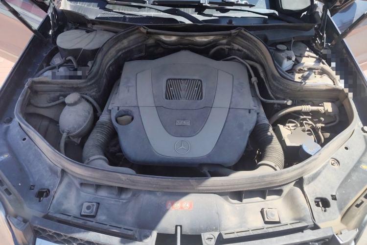 Used Mercedes-Benz GLK-Class 2013 GLK 300 4MATIC Luxury Model Engine Bay