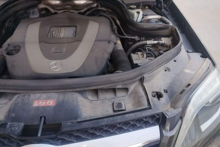 Used Mercedes-Benz GLK-Class 2013 GLK 300 4MATIC Luxury Model Engine Bay Left