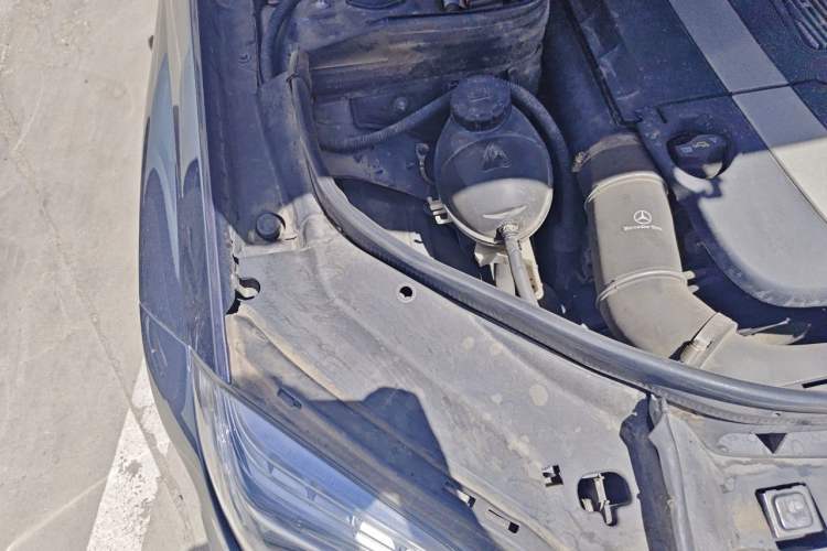 Used Mercedes-Benz GLK-Class 2013 GLK 300 4MATIC Fashion Model Engine Bay Right