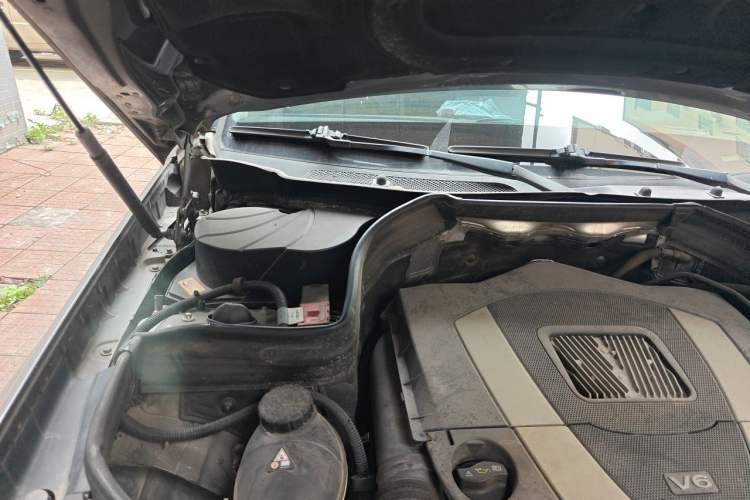 Used Mercedes-Benz GLK-Class 2013 GLK 300 4MATIC Dynamic Edition Engine Bay Right
