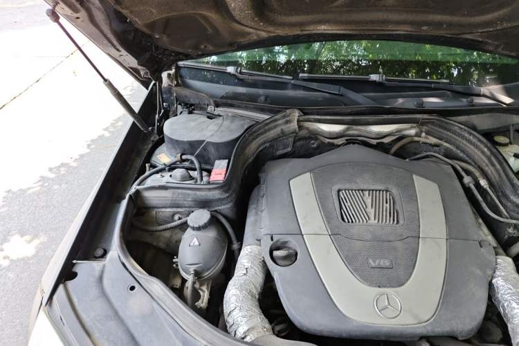 Used Mercedes-Benz GLK-Class 2013 GLK 300 4MATIC Dynamic Edition Engine Bay Right