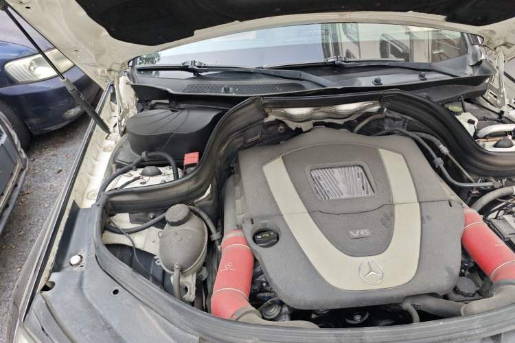 Used Mercedes-Benz GLK-Class 2013 GLK 300 4MATIC Dynamic Edition Engine Bay Right