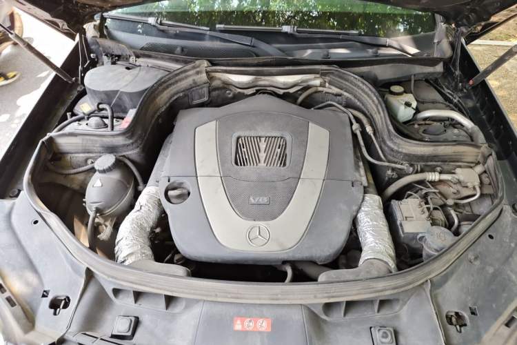 Used Mercedes-Benz GLK-Class 2013 GLK 300 4MATIC Dynamic Edition Engine Bay
