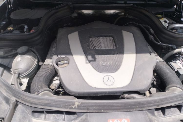 Used Mercedes-Benz GLK-Class 2013 Facelift GLK 300 4MATIC Luxury Edition Engine Bay