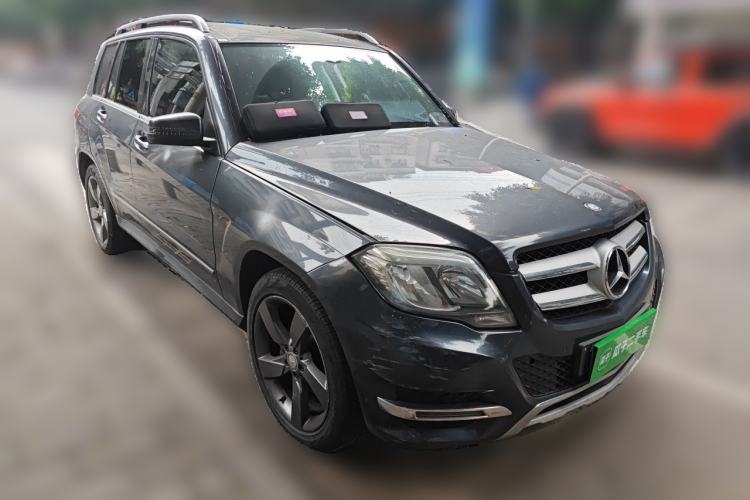 Used Mercedes-Benz GLK-Class 2013 GLK 300 4MATIC Dynamic Sunroof Model Front Right 45 Deg