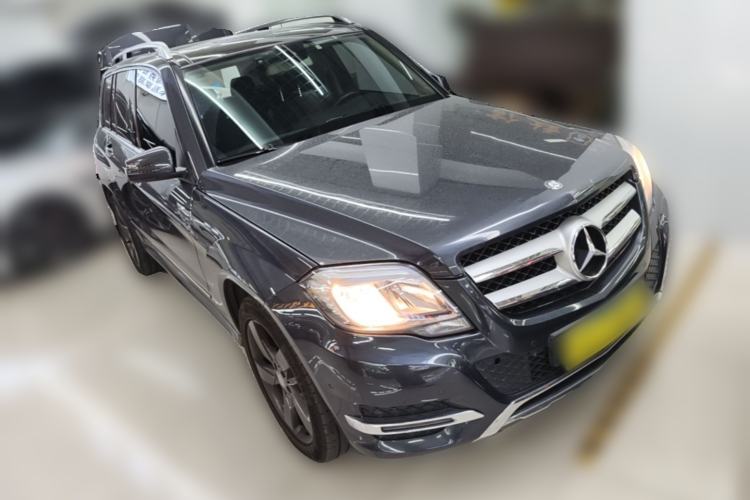 Used Mercedes-Benz GLK-Class 2013 GLK 300 4MATIC Dynamic Sunroof Model Front Right 45 Deg