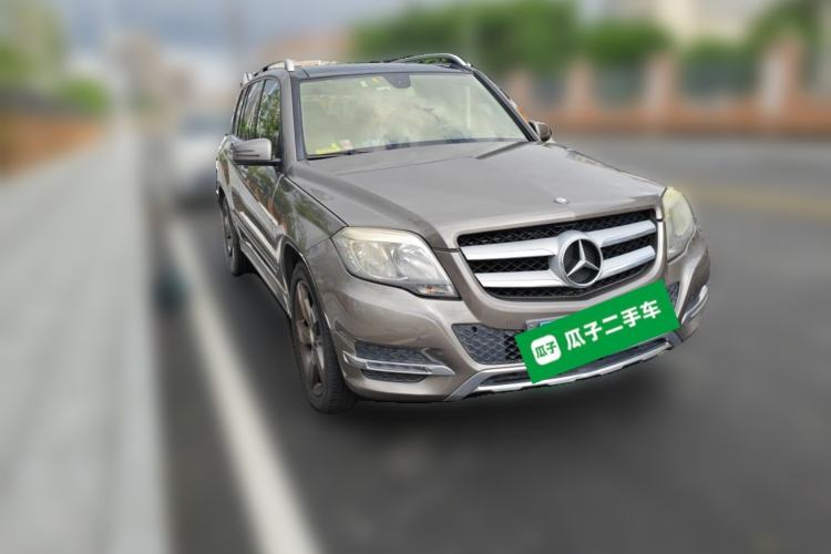 Used Mercedes-Benz GLK-Class 2013 GLK 300 4MATIC Dynamic Sunroof Model Front Right 45 Deg