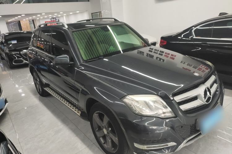 Used Mercedes-Benz GLK-Class 2013 GLK 300 4MATIC Dynamic Sunroof Model Front Right 45 Deg