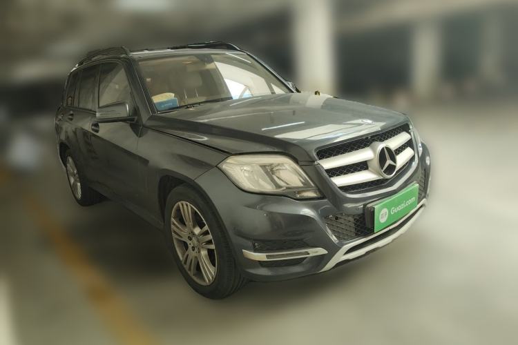 Used Mercedes-Benz GLK-Class 2013 GLK 300 4MATIC Dynamic Edition Front Right 45 Deg