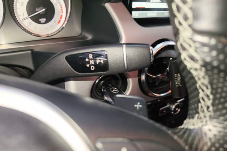 Used Mercedes-Benz GLK-Class 2013 GLK 300 4MATIC Dynamic Sunroof Model Gear Lever