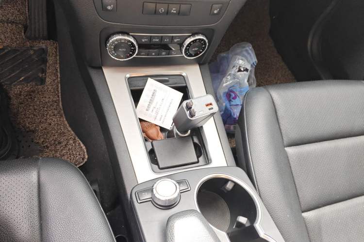 Used Mercedes-Benz GLK-Class 2013 GLK 300 4MATIC Dynamic Sunroof Model Gear Lever