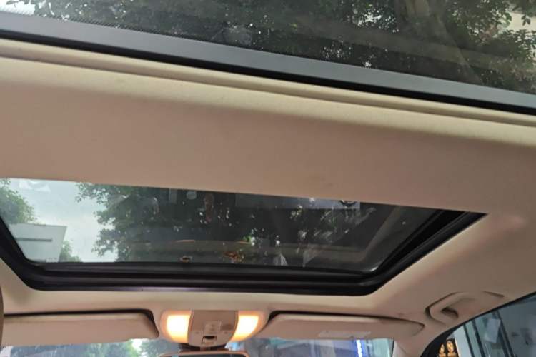 Used Mercedes-Benz GLK-Class 2013 GLK 300 4MATIC Dynamic Sunroof Model Headliner