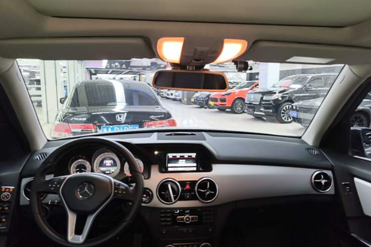 Used Mercedes-Benz GLK-Class 2013 GLK 300 4MATIC Dynamic Sunroof Model Headliner
