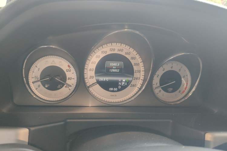 Used Mercedes-Benz GLK-Class 2013 GLK 300 4MATIC Dynamic Edition Instrument Cluster