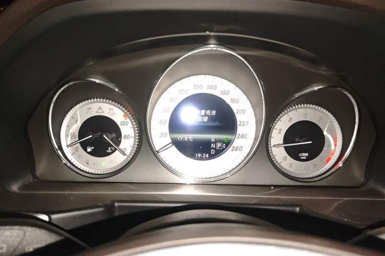 Used Mercedes-Benz GLK-Class 2013 GLK 300 4MATIC Dynamic Edition Instrument Cluster