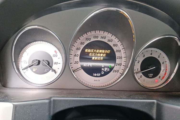 Used Mercedes-Benz GLK-Class 2013 GLK 300 4MATIC Dynamic Edition Instrument Cluster