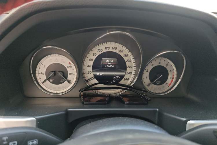 Used Mercedes-Benz GLK-Class 2013 GLK 300 4MATIC Dynamic Edition Instrument Cluster