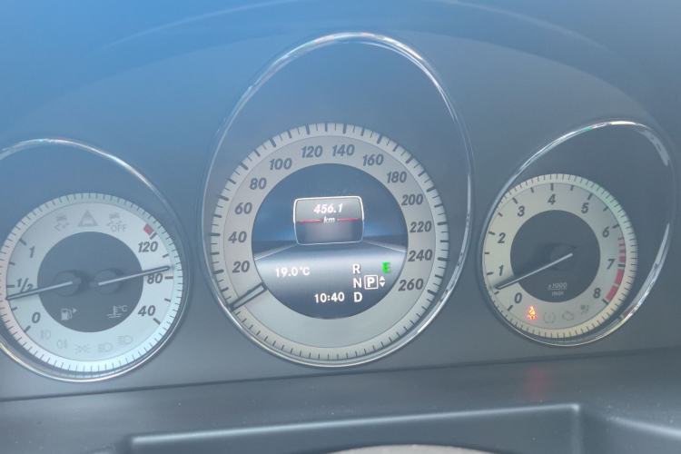 Used Mercedes-Benz GLK-Class 2013 Facelift GLK 300 4MATIC Luxury Edition Instrument Cluster