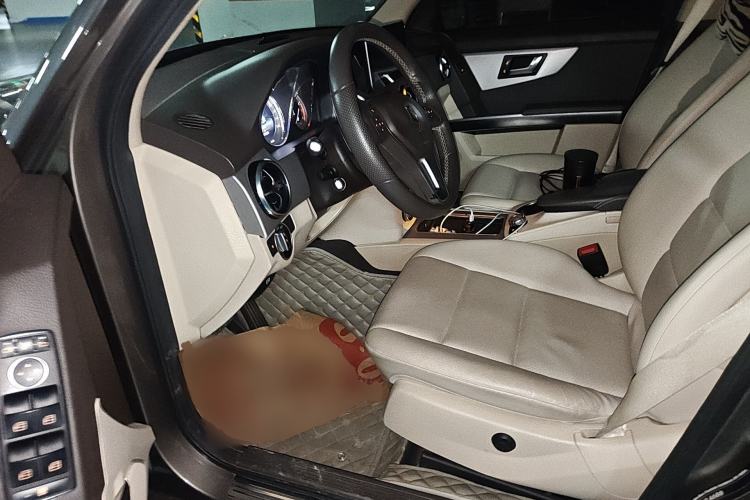Used Mercedes-Benz GLK-Class 2013 Facelift GLK 300 4MATIC Fashion Edition Left Front Seat