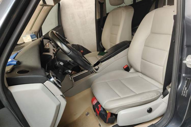 Used Mercedes-Benz GLK-Class 2013 GLK 300 4MATIC Dynamic Edition Left Front Seat