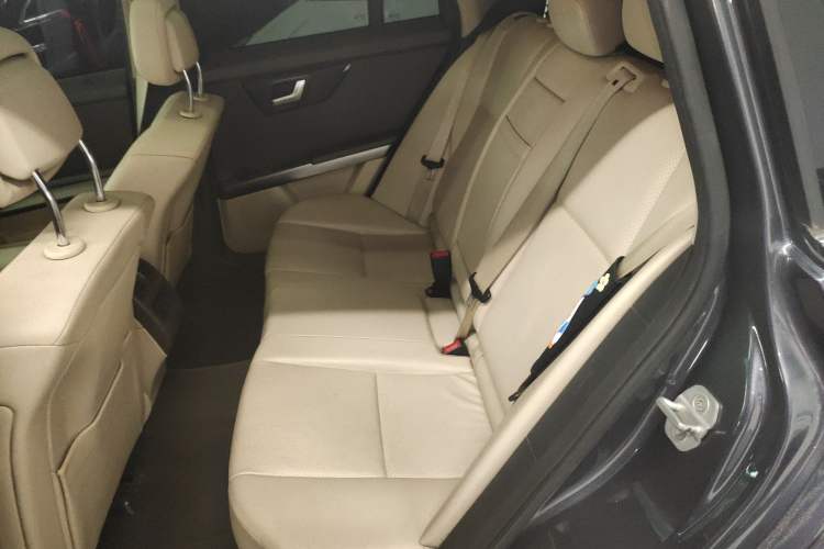 Used Mercedes-Benz GLK-Class 2013 GLK 300 4MATIC Dynamic Sunroof Model Left Rear Seat