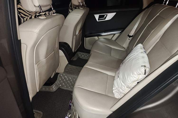 Used Mercedes-Benz GLK-Class 2013 Facelift GLK 300 4MATIC Fashion Edition Left Rear Seat